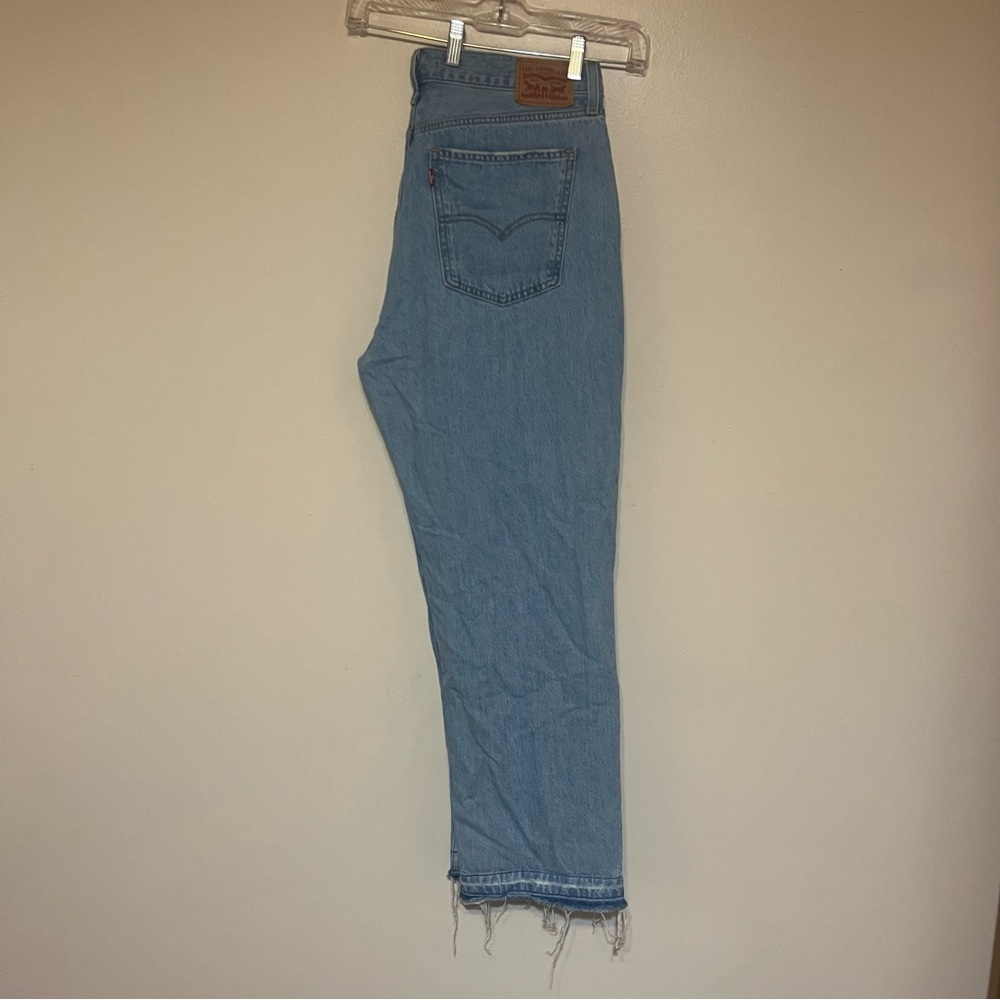 Levi’s Low Pro Straight Jean
